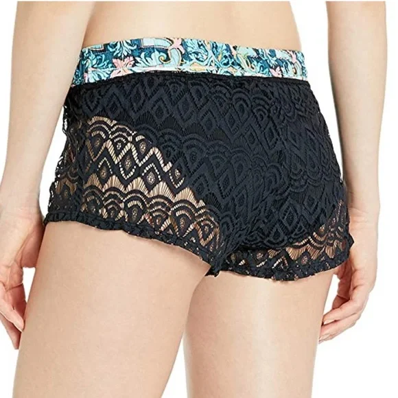 NWT Maaji Hello Sunny Lace Shorts - S - Picture 3 of 5